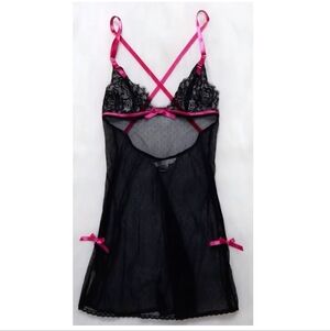 VICTORIA'S SECRET Black Lace & Hot Pink Babydoll Chemise